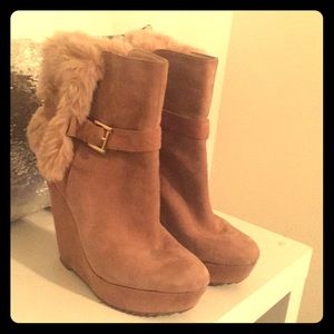 Cute Eskimo boots